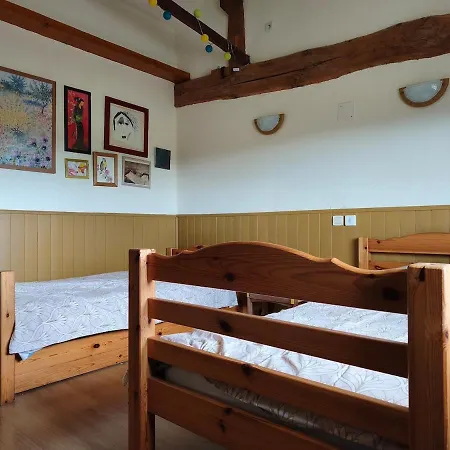 بيت للعطل Maison En Pierres Avec Boulodrome Et Ping Pong, Terrasse Et Jardin Chaudron-en-Mauges