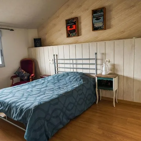 Hébergement de vacances L'atelier Maison Avec Des Jeux *